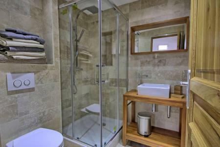 402-Appartement Rue James Close Антиб Экстерьер фото